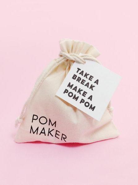 Donut Pom Maker 2.5 - 3.5" Pompoms - Vanilla (doughnut!) - Image 3